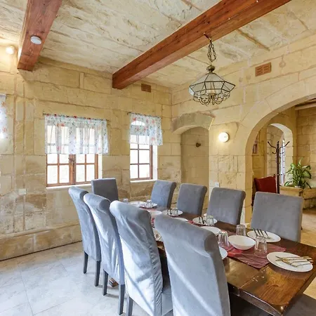 ファームステイ Gozo Pool Farmhouse-hosted By Sweetstay *