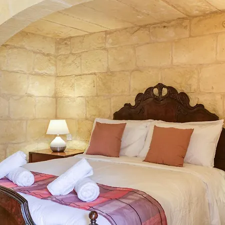 Gozo Pool Farmhouse-hosted By Sweetstay * ガルブ