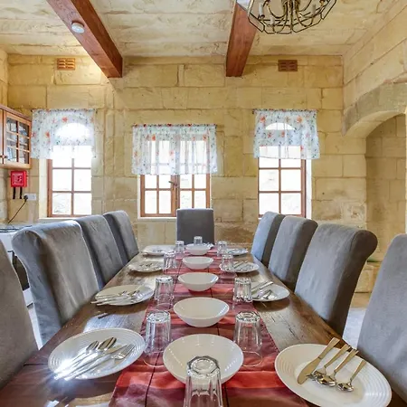 Gozo Pool Farmhouse-hosted By Sweetstay ファームステイ *