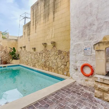 Gozo Pool Farmhouse-hosted By Sweetstay ガルブ