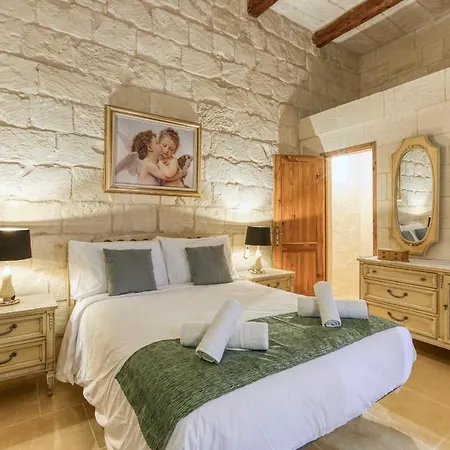 Gozo Pool Farmhouse-hosted By Sweetstay *