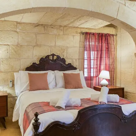 Gozo Pool Farmhouse-hosted By Sweetstay * ガルブ