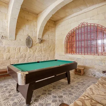 Gozo Pool Farmhouse-hosted By Sweetstay