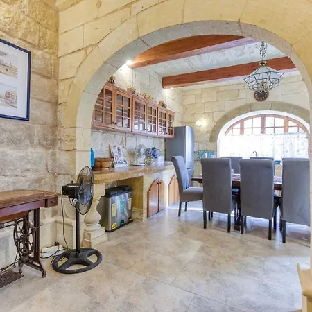 Gozo Pool Farmhouse-hosted By Sweetstay * ガルブ