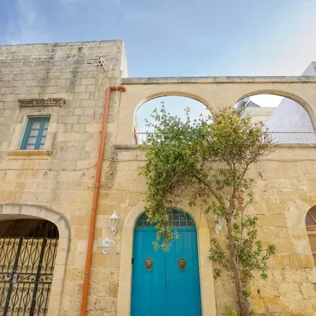 Gozo Pool Farmhouse-hosted By Sweetstay ファームステイ