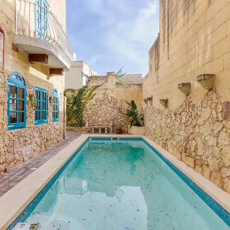 Gozo Pool Farmhouse-hosted By Sweetstay ガルブ